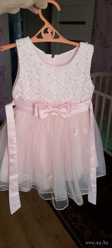 Платье детское красивое