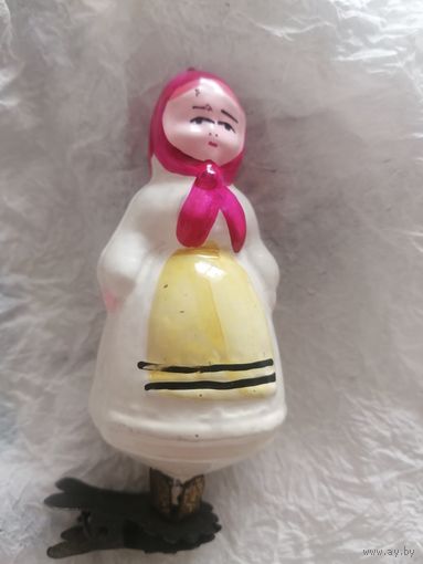 Ёлочная игрушка ссср девочка русская из серии дружба народов