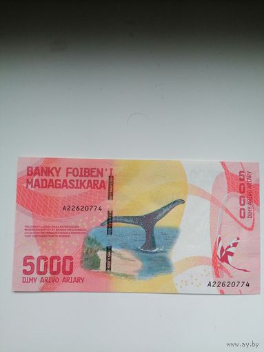 Мадагаскар 5000 UNC c рубля