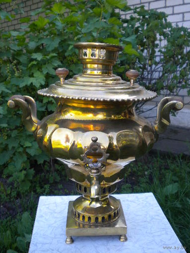 Старинный самовар " Т.Ф.Н.Г."- Россия