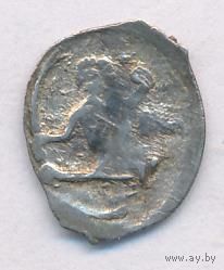 Денга ~1447-1450 Василий II Васильевич (Темный) Человек с саблей вправо отрубает другому голову/ Сирена с ногами влево, с мечем и ножнами _состояние VF