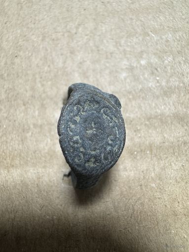 Кольцо старинное с орнаментом