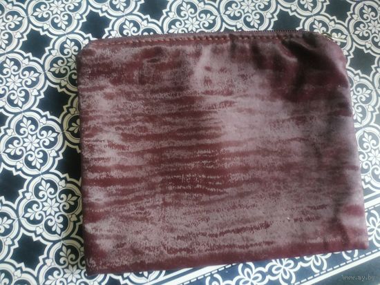 Косметичка. Состояние на скане.