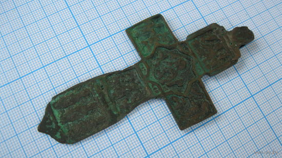 Крестик старинный, нательный. Бронза, литье.