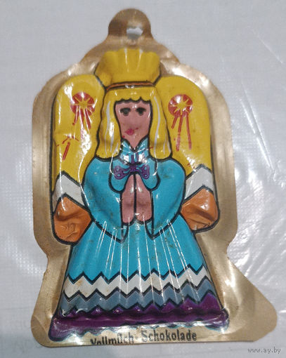 Пластиковая упаковка от шоколадки