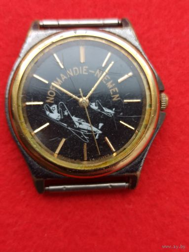 Наручные часы, выпущенные в честь 50-летия авиаполка Нормандия-Неман (1944-1994).