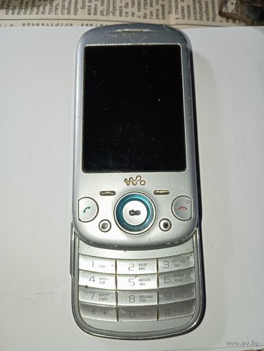 Телефон Sony Ericsson