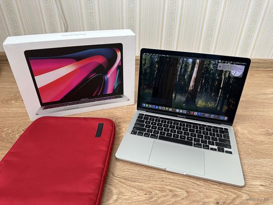 Ноутбук Apple MacBook Pro 13'' 2022 M2 8GB / 256GB