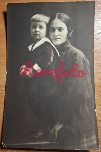 1925 Открыточный формат милой бабушке ретро типажи фотоателье