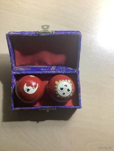 Шары в коробке