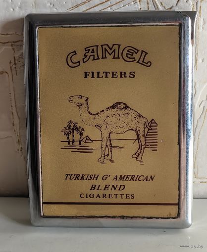 Портсигар с зажигалкой "Camel"