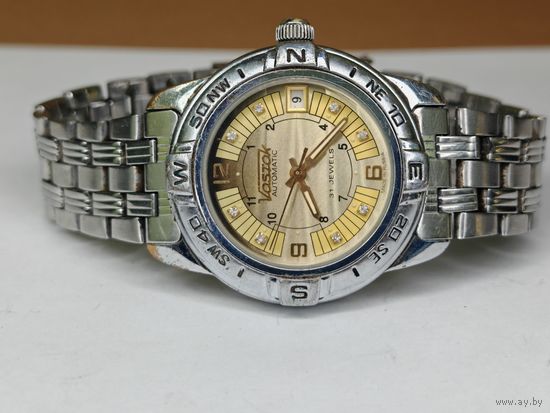 Часы Восток Automatic! 31 камень. Дата! На ходу без обслуживания. С рубля