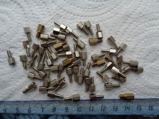 Стойки для плат (60 штук)