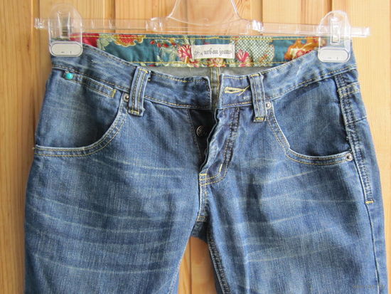 Капри Urban Jeans, р.42. Длина 3/4