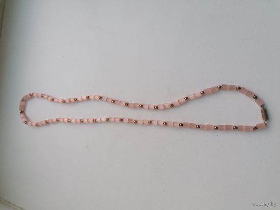 Бусы сатиновые, торги с Рубля