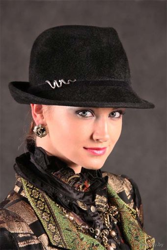 Шляпка дамская Гримуар (Le Grimoire)