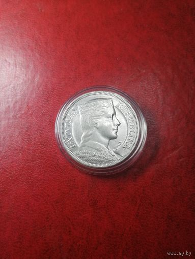 Латвия 5 лат 1931 UNC