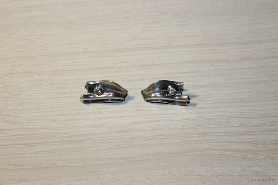 Серьги с вставками, застёжки рабочие, 3 клейма.