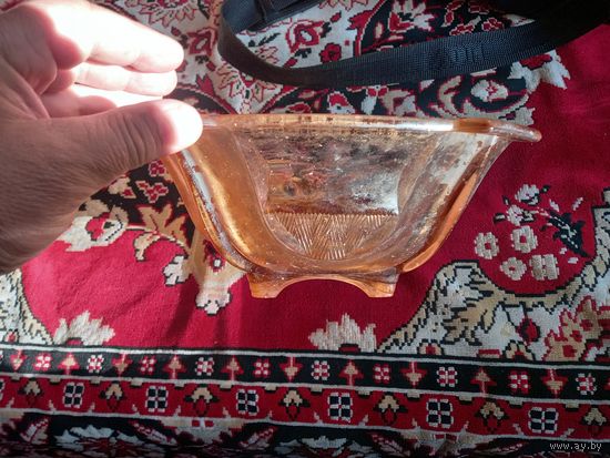 Ваза-конфетница, фруктовница большая на ножках НЁМАН СССР цветное стекло редкая