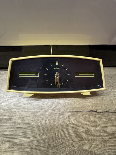 Маяк. на ходу.