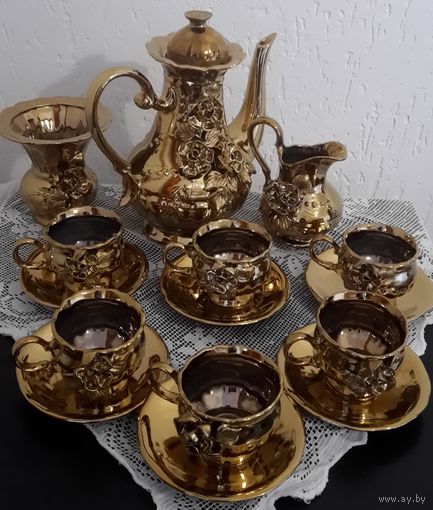 Сервиз. Фарфор. Полный, на 6 персон. 15 предметов