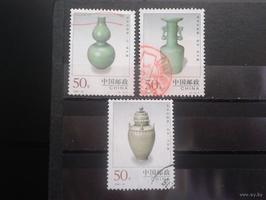 Китай, 1998. Керамика Лунцюань, вазы