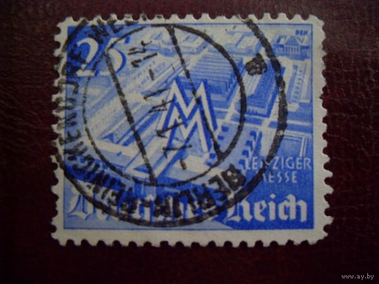 Mi.742 DR Рейх. 1940 год (mi.1.5 euro) - 1 шт.