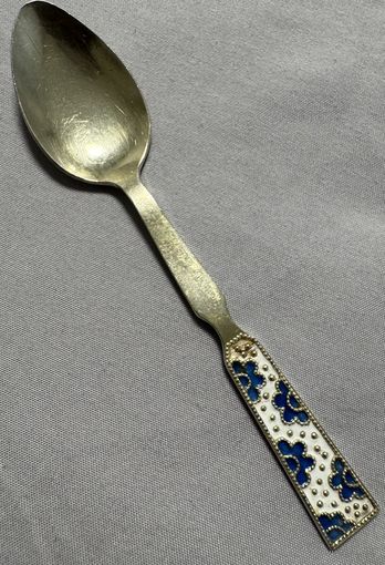 Ложка серебряная 875 пробы.С позолотой, с эмалью. Ленинградская ювелирная фабрика. СССР. 1955г. (2)