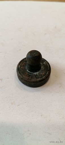 Гирька фунтовая 1882г, много клейм, редкая , с рубля, три дня