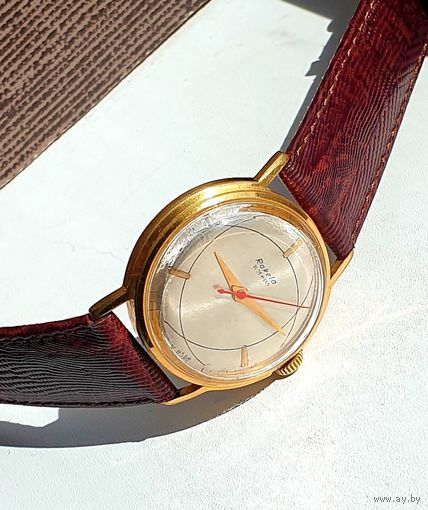 Часы Ракета атомы