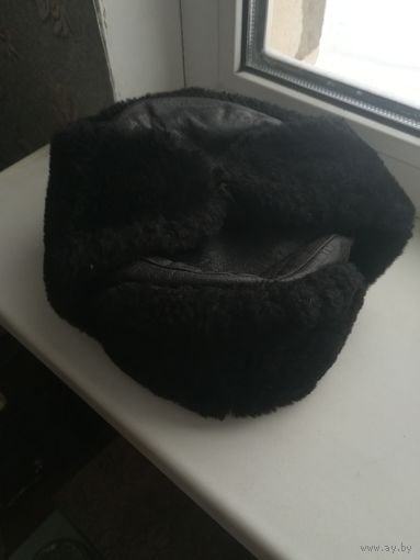 Шапка зимняя. Размер 54. С рубля.