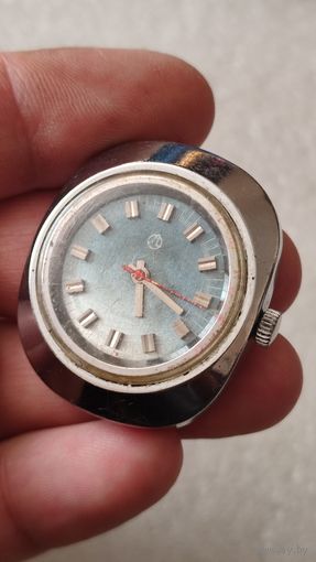 Часы Луч , 200 лотов с 1 рубля,5 дней!