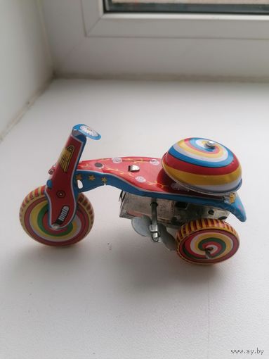 Игрушка, Винтаж, заводная, заводится, едет