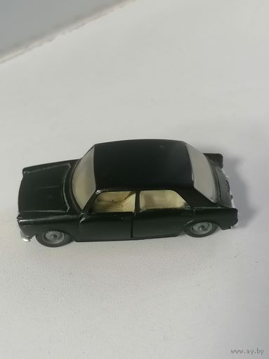 Модель 1/43 Innocenti Morris