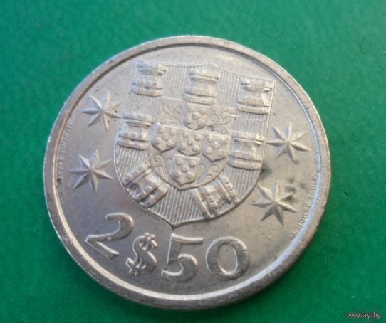 2.5 эскудо Португалия 1984 г.в.