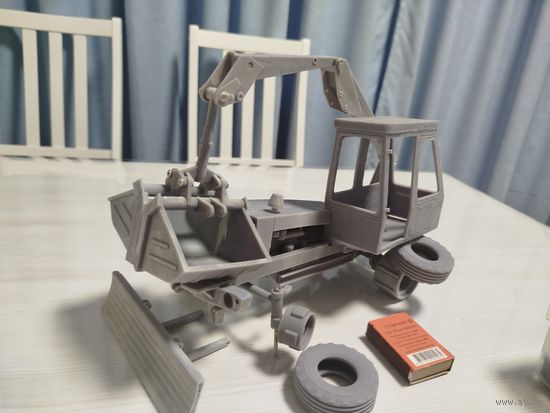 Модель 1:18 погрузчика Карпатец ПЭА-1А