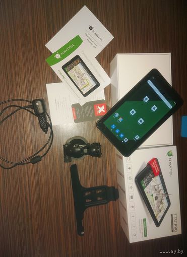 GPS навигатор NAVITEL T737 PRO