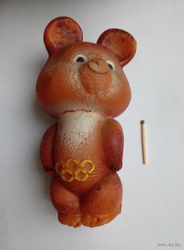 Сувенир.Олимпийский мишка.Талисман Олимпиады в Москве.Цена снижена.