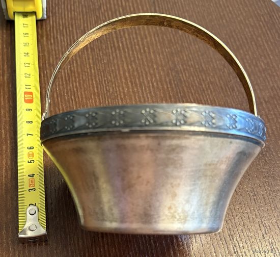 Сахарница СССР . Серебро 916 проба . Вес 192 грамма