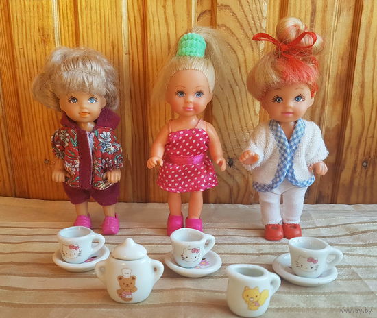 Куколки с посудкой (лот)