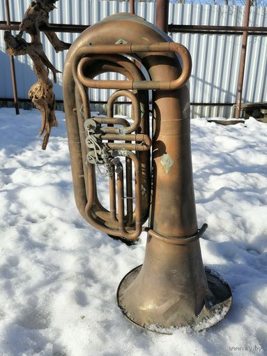 Туба оркестровая.