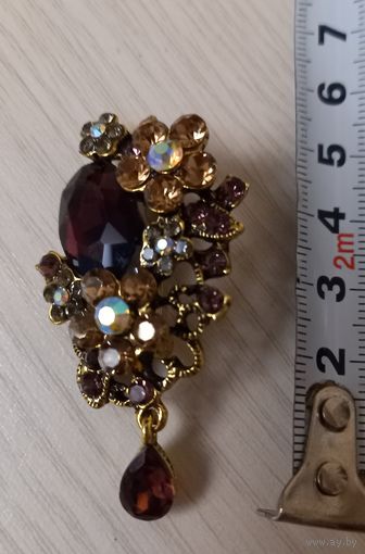 Брошь винтажный стиль
