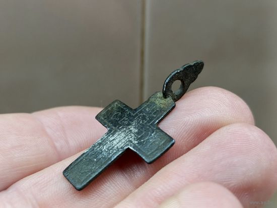 Старинный крестик. Серебро. Не чищен. С 1 рубля!