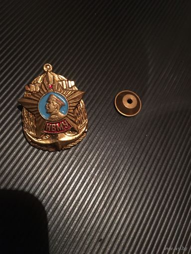 Знак"  нахимовца".  цена от  состояния. латунный.  с  1992г
