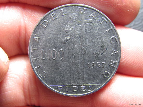 Ватикан. 100 лир.1957. С 20 копеек. Распродажа коллекции. Смотрите другие лоты.