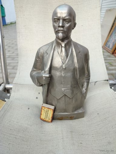 Бюст ВИ ЛЕНИН (большой)