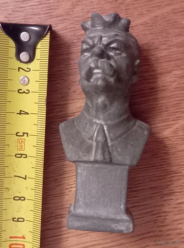 Бюст.Горький.