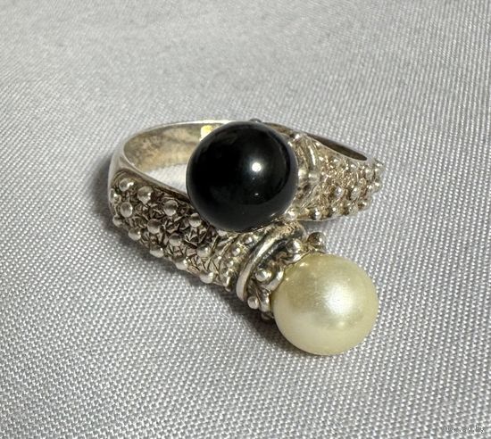 Кольцо серебряное 925 пробы. 39