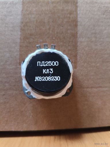 Потенциометр, переменный резистор ПД2500, класс 3, вал подпружинен