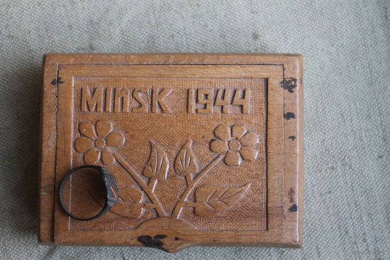 Minsk 1944, сигаретница и кольцо, оккупация г Минска.